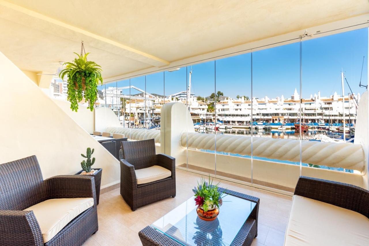 Wintowinrentals Apartamento De Lujo En Medio De Puerto Marina. 贝纳尔马德纳 外观 照片