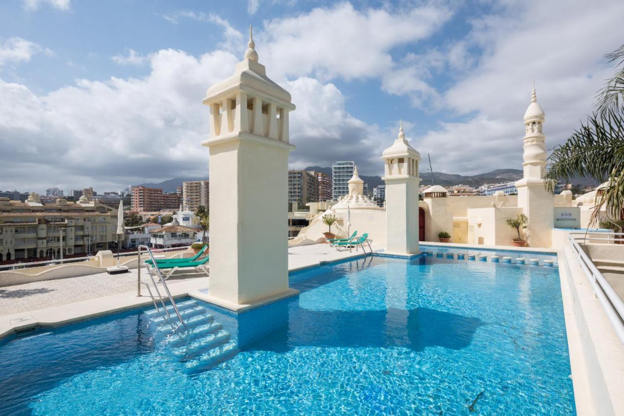 Wintowinrentals Apartamento De Lujo En Medio De Puerto Marina. 贝纳尔马德纳 外观 照片